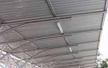 installing St Jidgey metal roofing